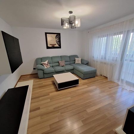 Urban George Enescu 4 Beedroom Apartment Сучава Екстер'єр фото