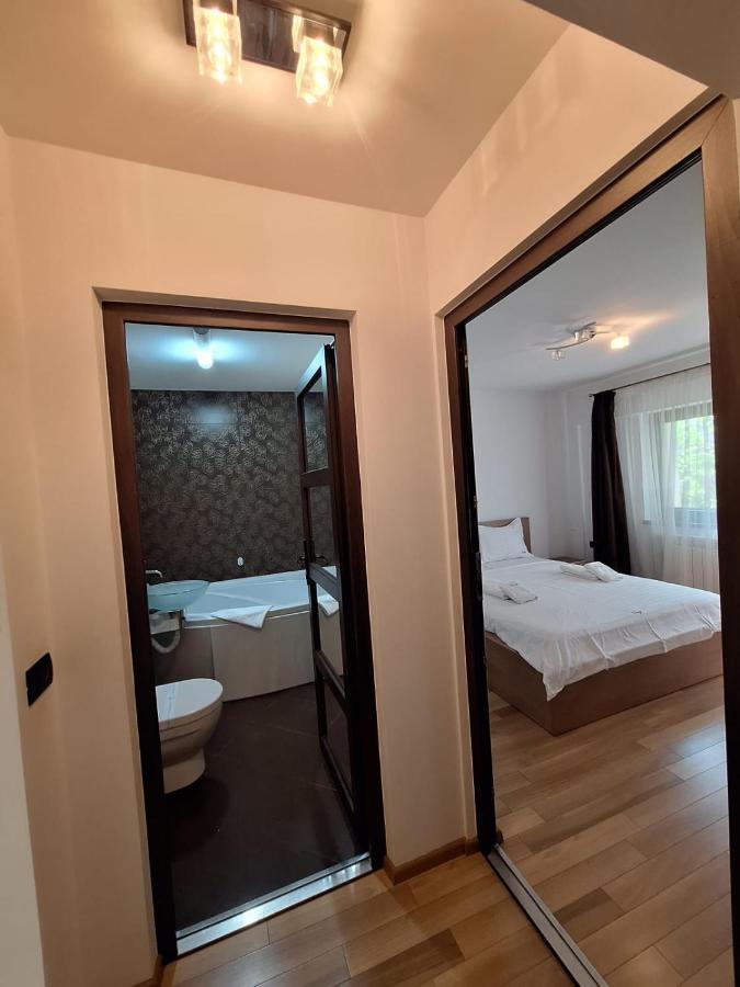 Urban George Enescu 4 Beedroom Apartment Сучава Екстер'єр фото