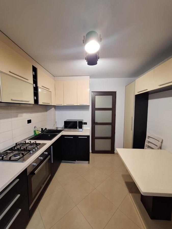 Urban George Enescu 4 Beedroom Apartment Сучава Екстер'єр фото