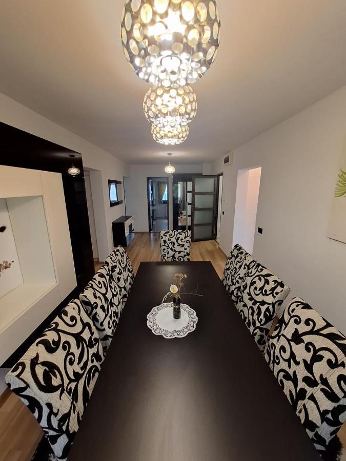 Urban George Enescu 4 Beedroom Apartment Сучава Екстер'єр фото