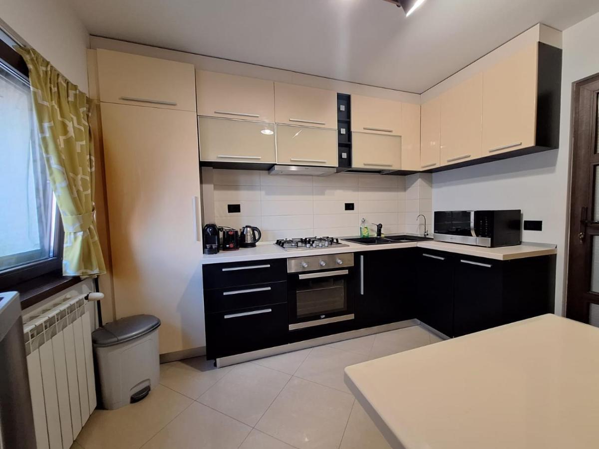 Urban George Enescu 4 Beedroom Apartment Сучава Екстер'єр фото