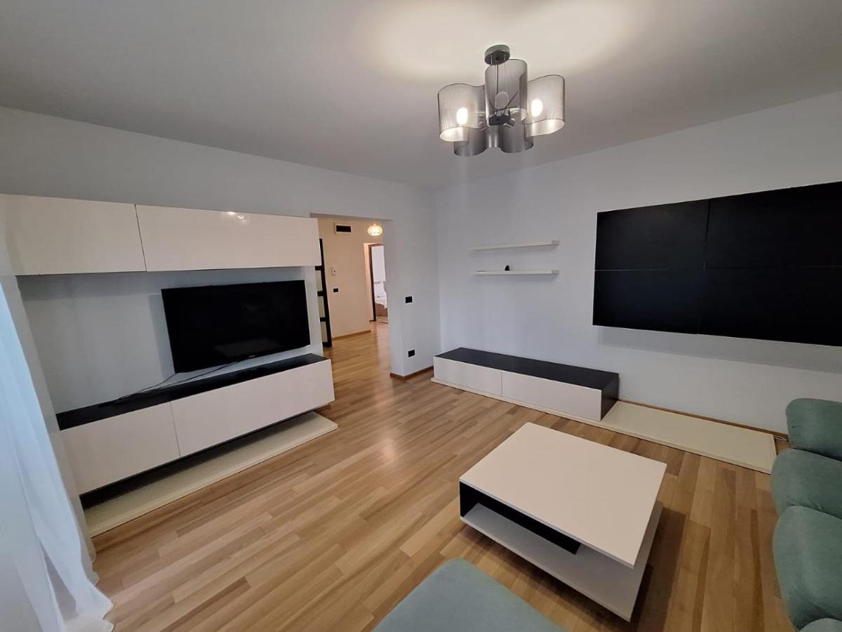 Urban George Enescu 4 Beedroom Apartment Сучава Екстер'єр фото