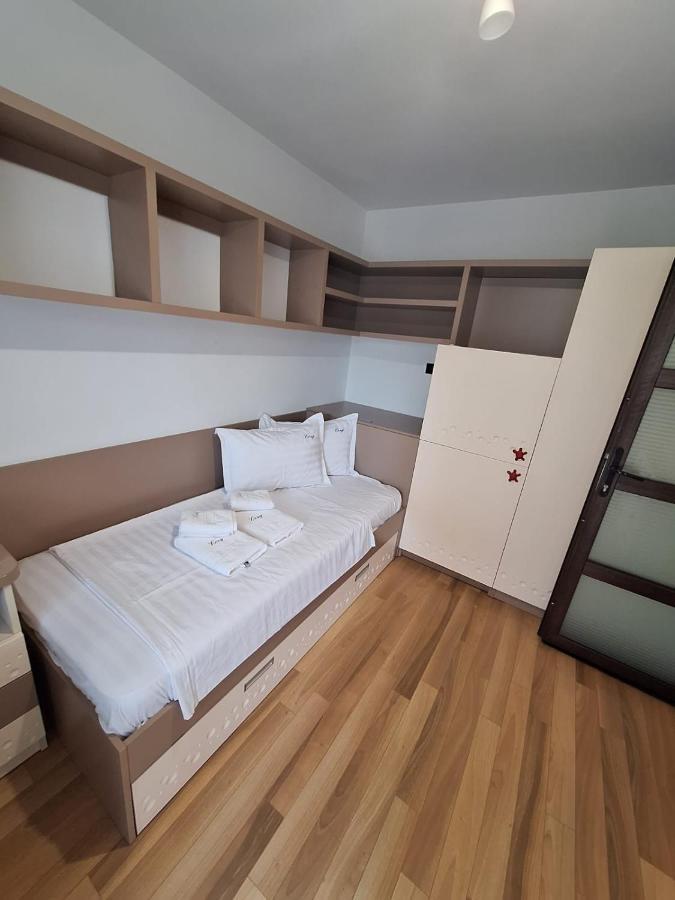Urban George Enescu 4 Beedroom Apartment Сучава Екстер'єр фото