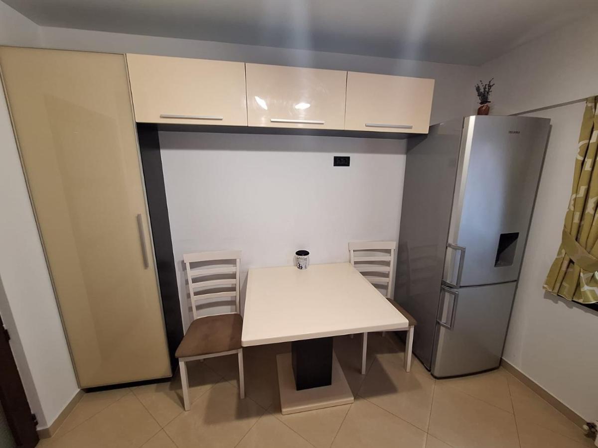 Urban George Enescu 4 Beedroom Apartment Сучава Екстер'єр фото
